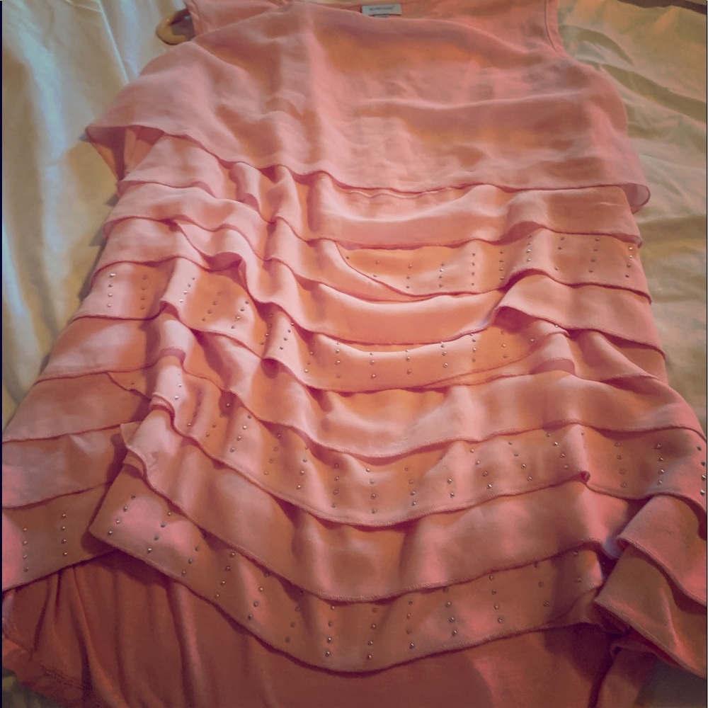 Pink tank
